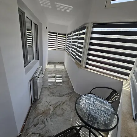 아파트 Luxury Paco