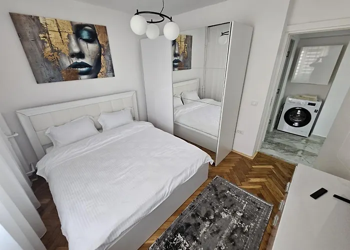 Luxury Paco Constanţa