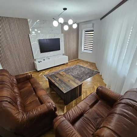 Luxury Paco קונסטנצה
