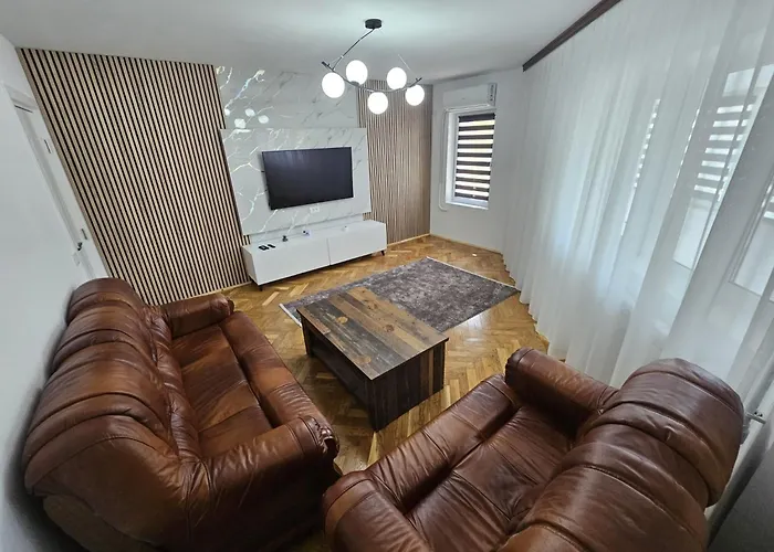 Luxury Paco Κονστάντζα